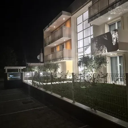 Fly Venice מסטרה